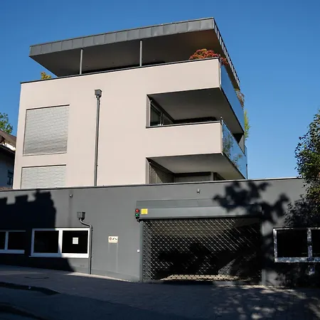 Gartenwohnung Mit Alpenblick Apartamento *
