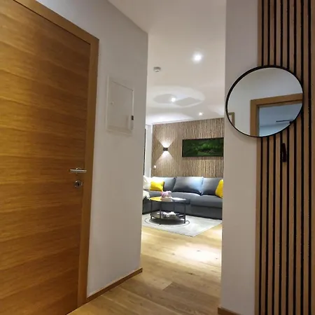 아파트 Gartenwohnung Mit Alpenblick